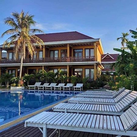 Golden Hotel Dondet Muang Không Zewnętrze zdjęcie