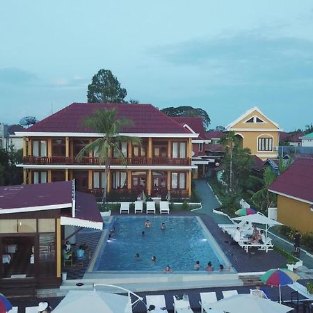 Golden Hotel Dondet Muang Không Zewnętrze zdjęcie