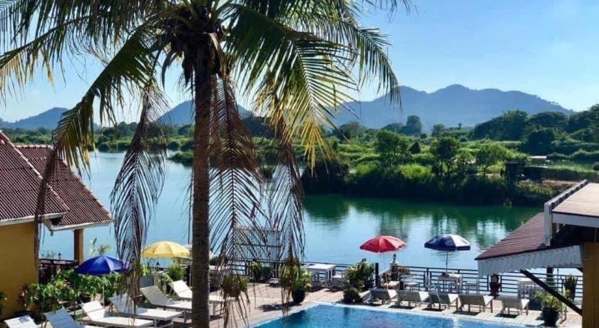 Golden Hotel Dondet Muang Không Zewnętrze zdjęcie