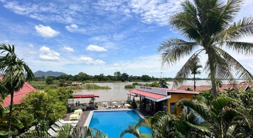 Golden Hotel Dondet Muang Không Zewnętrze zdjęcie