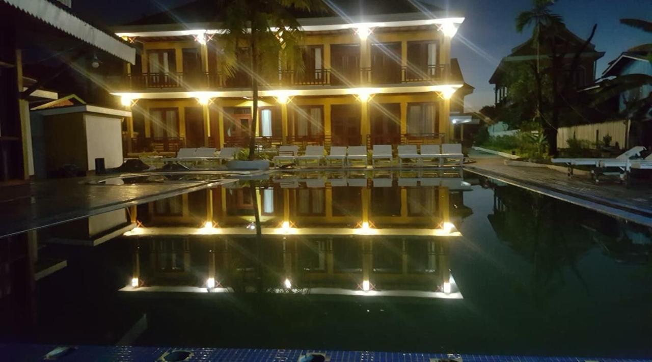 Golden Hotel Dondet Muang Không Zewnętrze zdjęcie