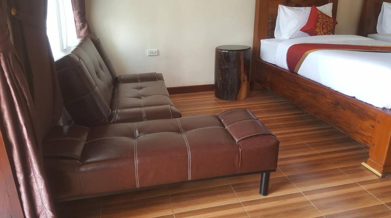 Golden Hotel Dondet Muang Không Zewnętrze zdjęcie