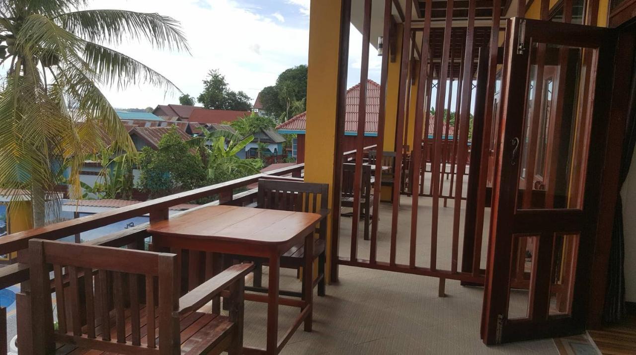 Golden Hotel Dondet Muang Không Zewnętrze zdjęcie