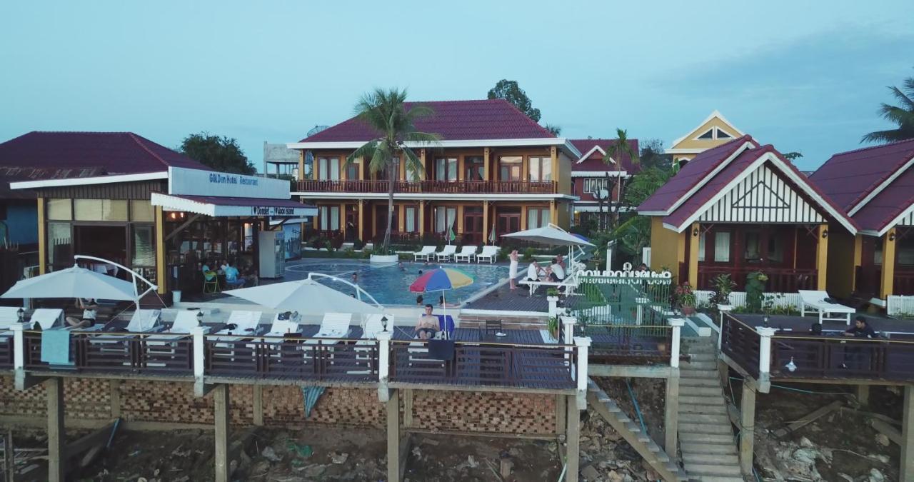 Golden Hotel Dondet Muang Không Zewnętrze zdjęcie